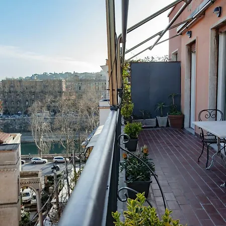 Apt. 10a & Terrace Lejlighed Rom